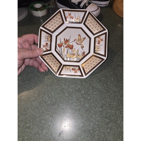 PAPITTON VERITABLE PORCELAINE OCTAGONAL FLORAL HUMMINGBIRD PLATE 6.25" - Picture 2 of 4